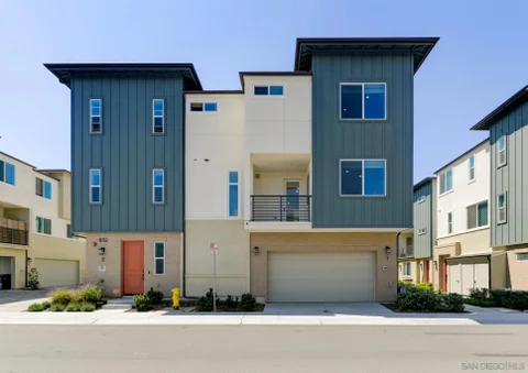 832 Makani St Unit 1, Chula Vista, CA 91911 - #: 260012231