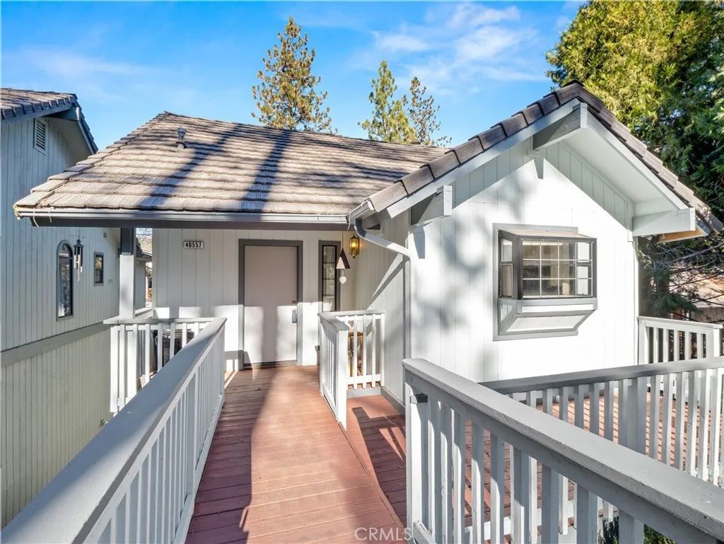 Photo of 40557 Saddleback Road, Bass Lake, CA 93604 (MLS # FR26009662)