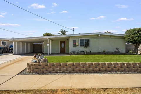 Photo of 831 Hickory Ct, Imperial Beach, CA 91932 (MLS # 260019767)