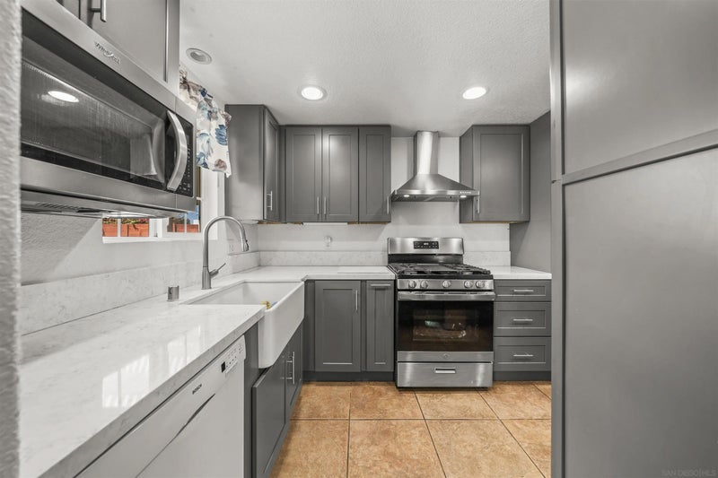 831 Hickory Ct.