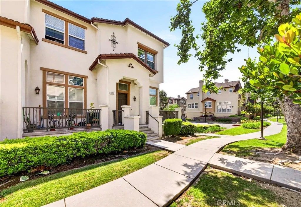 Photo of 2031 Arnold Way, Fullerton, CA 92833 (MLS # PW26095936)