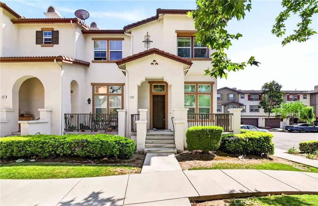 Photo of 2031 Arnold Way, Fullerton, CA 92833 (MLS # PW26095936)