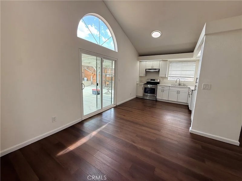 36902 Goldenview