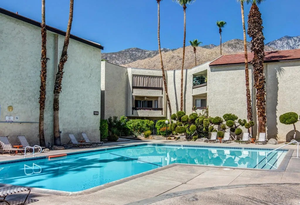 1550 S Camino Real 123