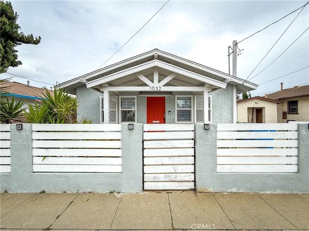 Photo of 1032 S Mesa Street, San Pedro, CA 90731 (MLS # AR26093317)