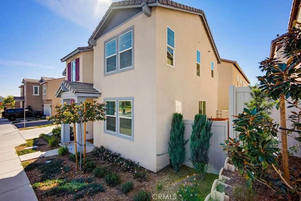 950 Helena Ridge