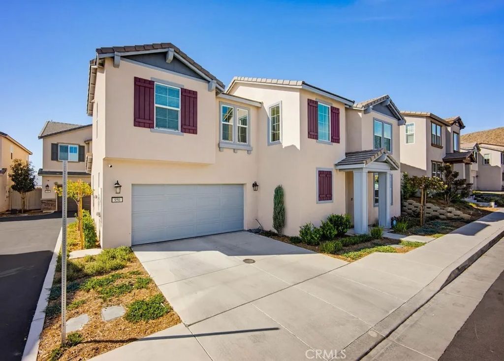 Photo of 950 Helena Ridge, Lake Elsinore, CA 92530 (MLS # PW26058035)