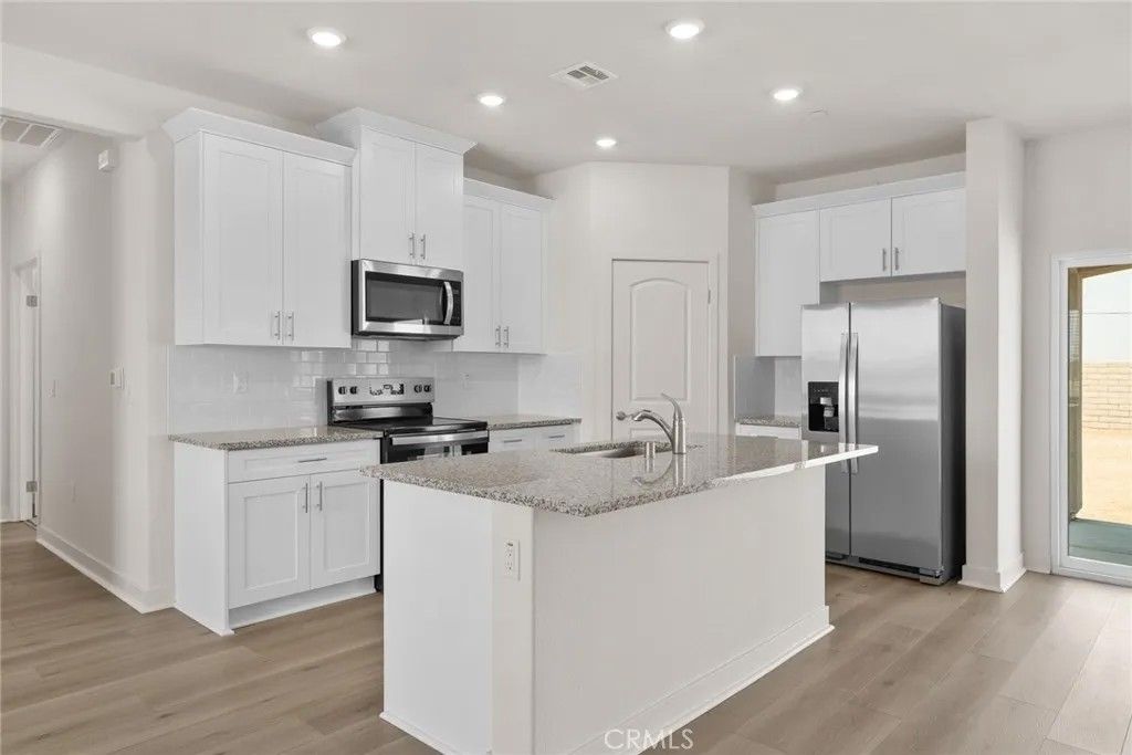 Photo of 14811 Indigo, Apple Valley, CA 92307 (MLS # SW26005041)