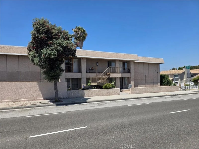 2409 Inglewood Ave.