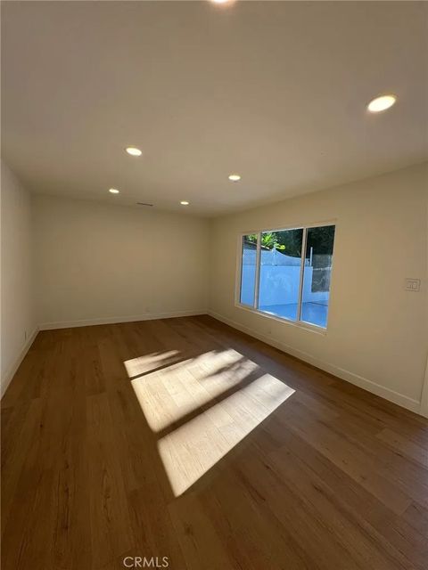 Tiny photo for 15643 Lassen, North Hills, CA 91343 (MLS # SR25275468)