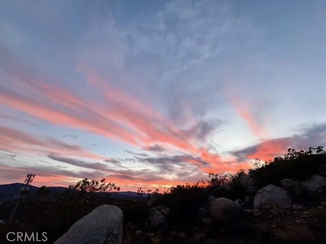 54740 Cave Rock