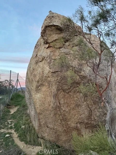 54740 Cave Rock