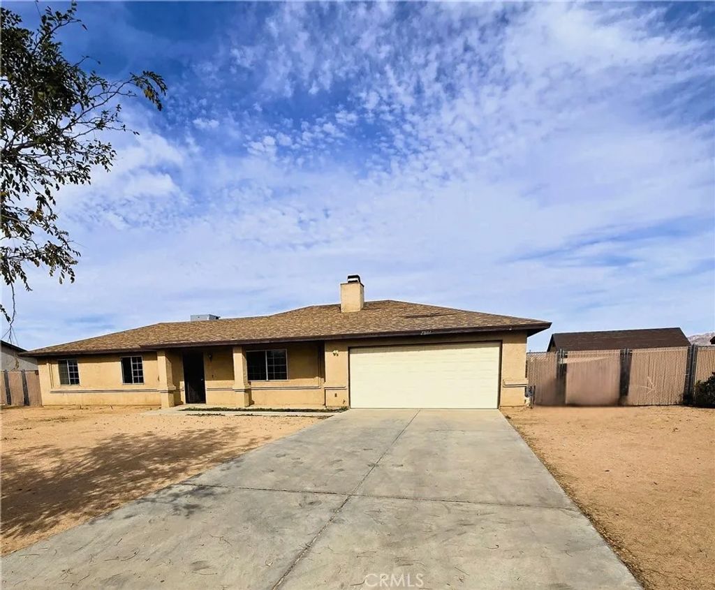 Photo of 22684 Powhatan Rd, Apple Valley, CA 92308 (MLS # SW26016645)