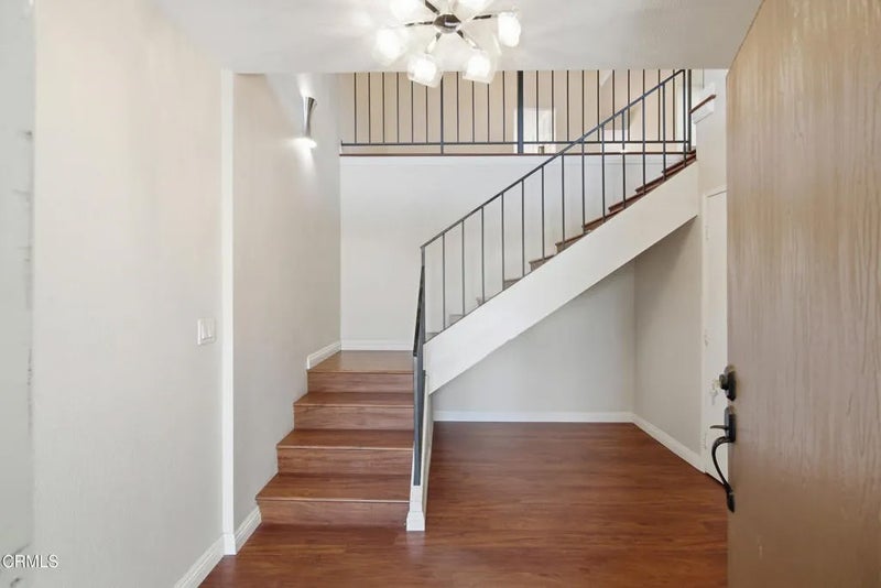 615 Hollyburne Lane