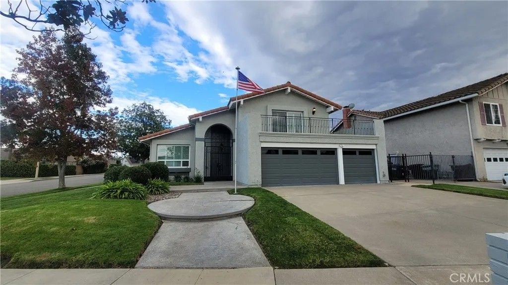 Photo of 210 S Francisco Place, Anaheim Hills, CA 92807 (MLS # PW25266198)