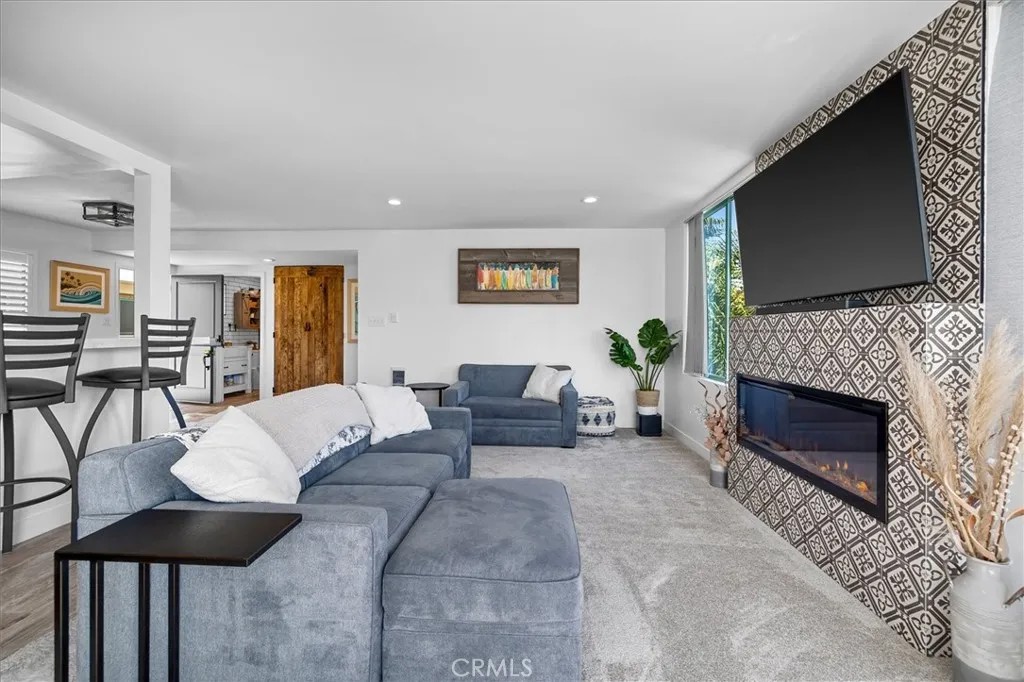 201 Calle Miramar 29