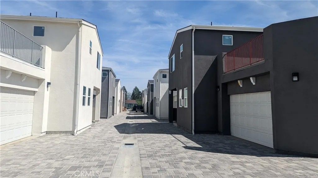 Photo of 15126 Logos Court, North Hills, CA 91343 (MLS # SR26049534)