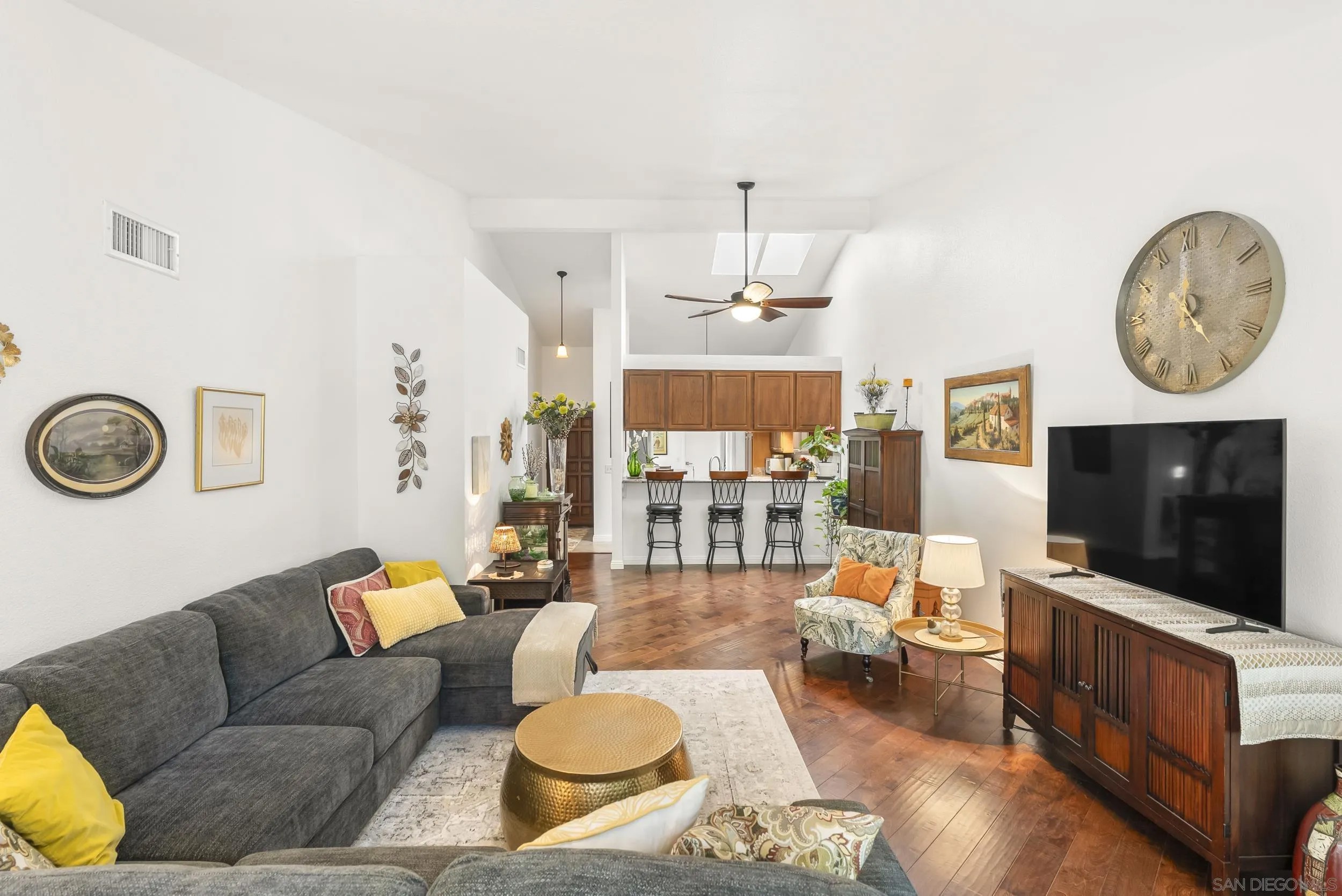 17909 Avenida Alozdra