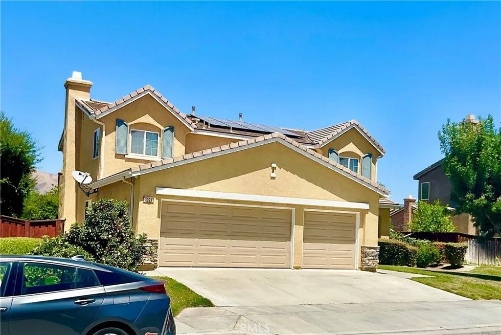 Photo of 1021 Garrett Way, San Jacinto, CA 92583 (MLS # PW25230186)