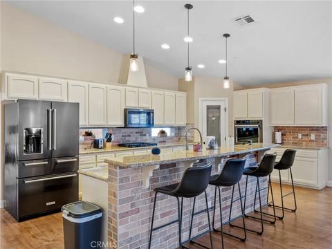 Tiny photo for 13064 Sage Hen Road, Victorville, CA 92395 (MLS # HD25243989)