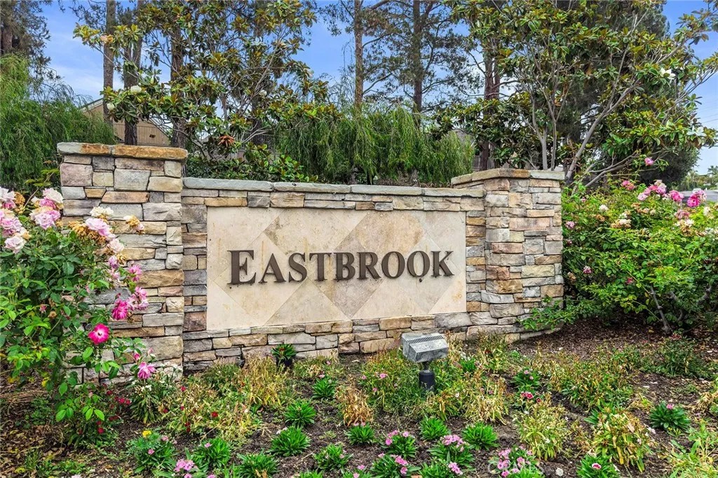 21691 FAIRBROOK 37