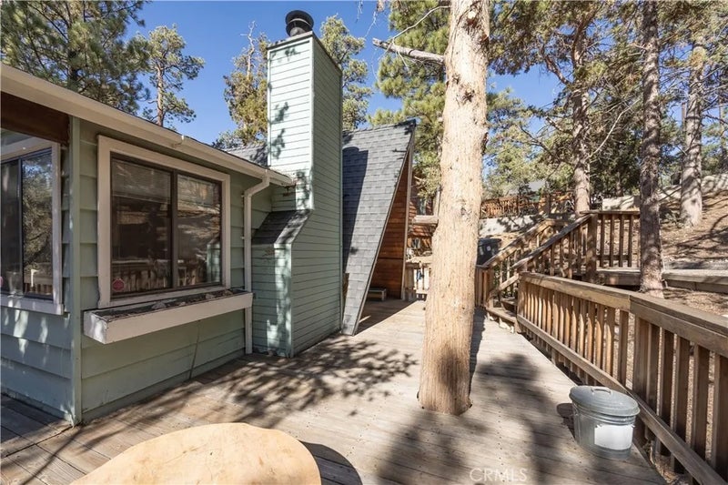 107 E Aeroplane Boulevard
