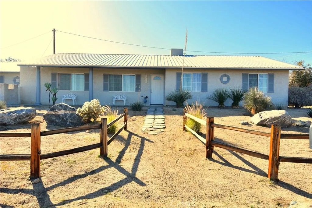 Photo of 70377 Gorgonio Drive, 29 Palms, CA 92277 (MLS # JT26028050)