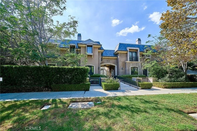 633 S Lake 4