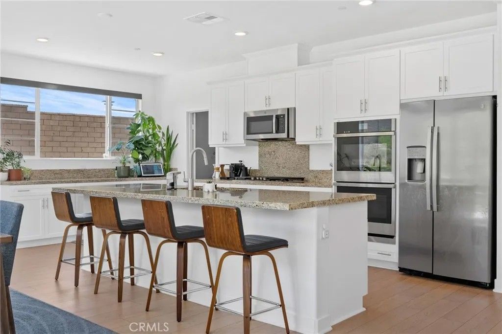 Photo of 26207 Silver Birch Dr, Menifee, CA 92584 (MLS # DW26092255)