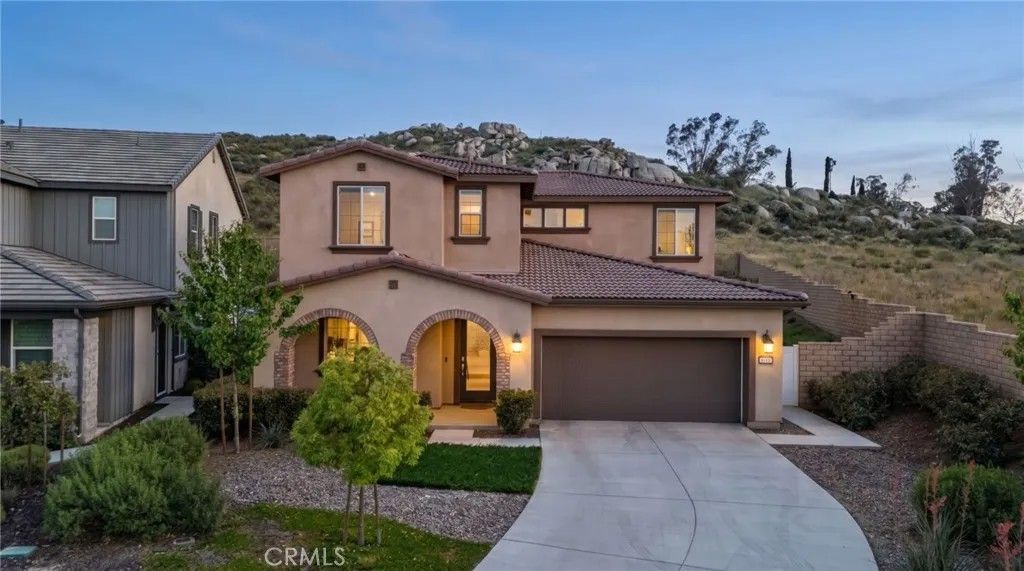 Photo of 26207 Silver Birch Dr, Menifee, CA 92584 (MLS # DW26092255)