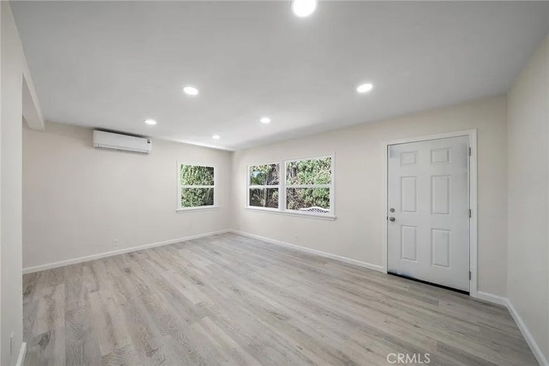 1350 East Hillcrest Drive