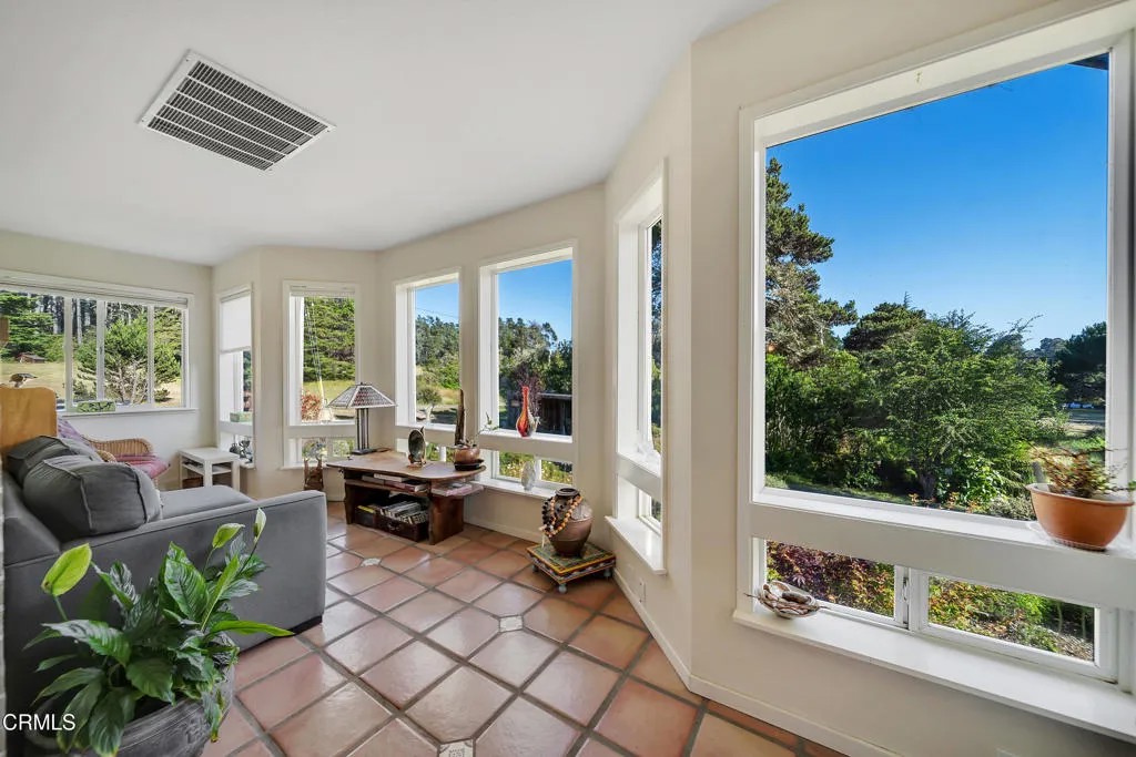 16298 Pearson Lane