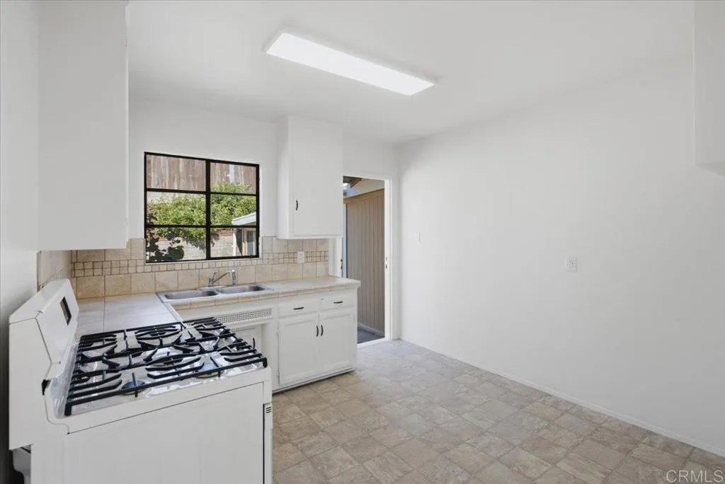 5536 Timothy Dr
