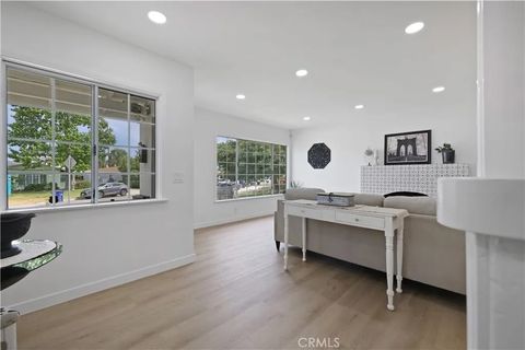 Tiny photo for 3565 Lashbrook Ave, Rosemead, CA 91770 (MLS # CV25235090)