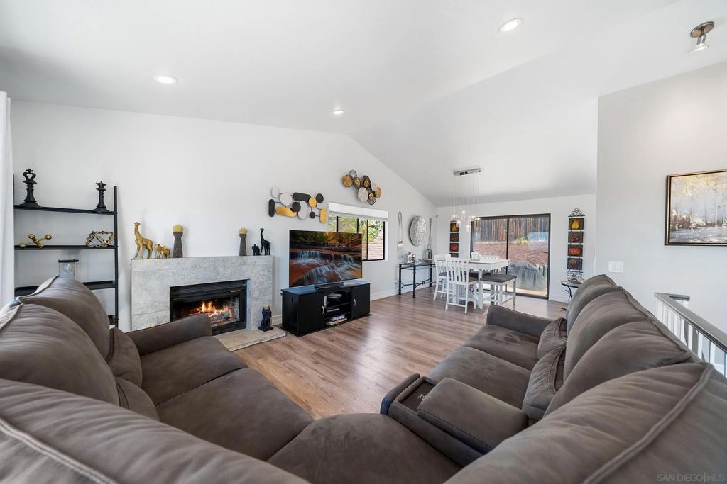 Photo of 2041 Woodland Gln, Escondido, CA 92027 (MLS # 2600538)