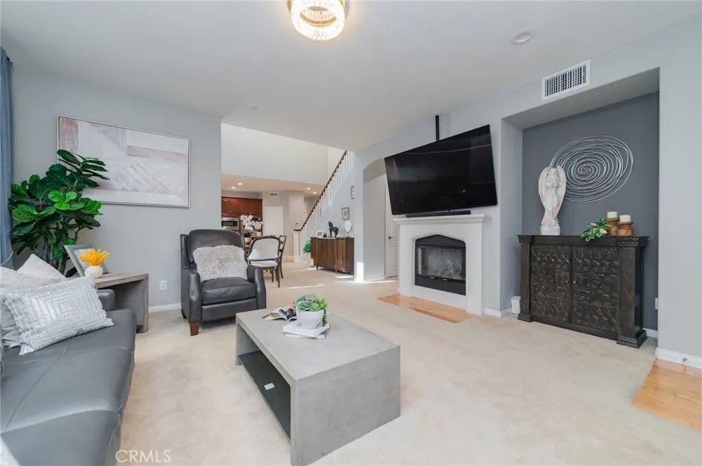 Photo of 54 Shadowplay, Irvine, CA 92620 (MLS # OC25271026)