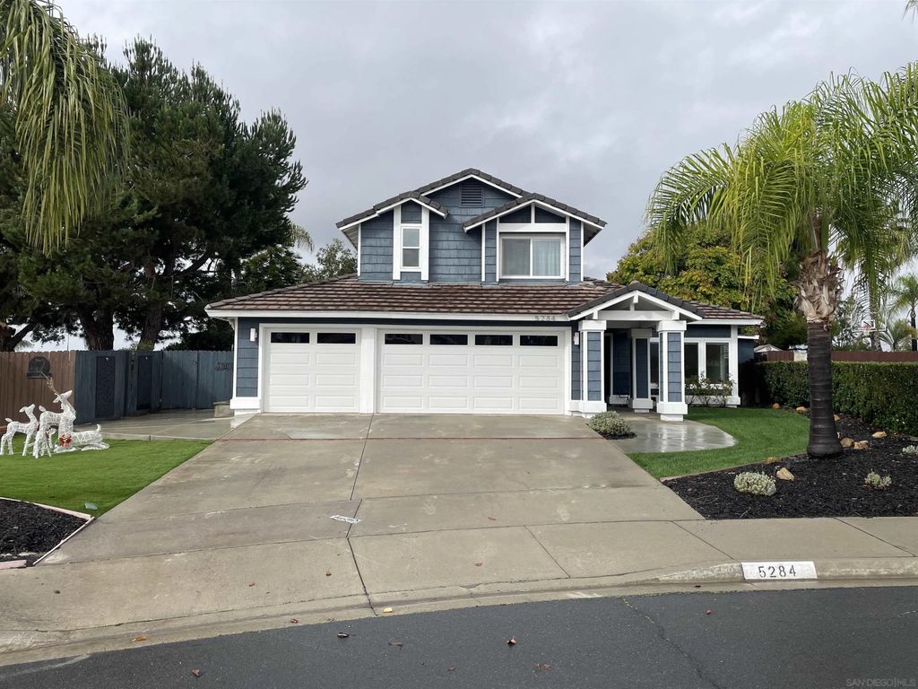 Photo of 5280 Rosewood Dr, Oceanside, CA 92056 (MLS # 2600146)
