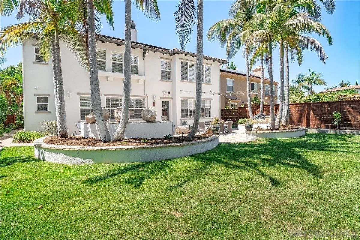 3225 Avenida De Sueno