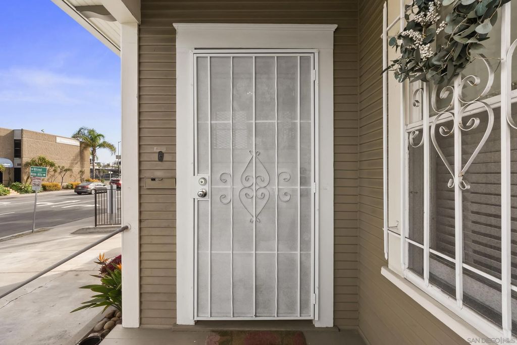 Photo of 4020 Front St, San Diego, CA 92103 (MLS # 260003964)