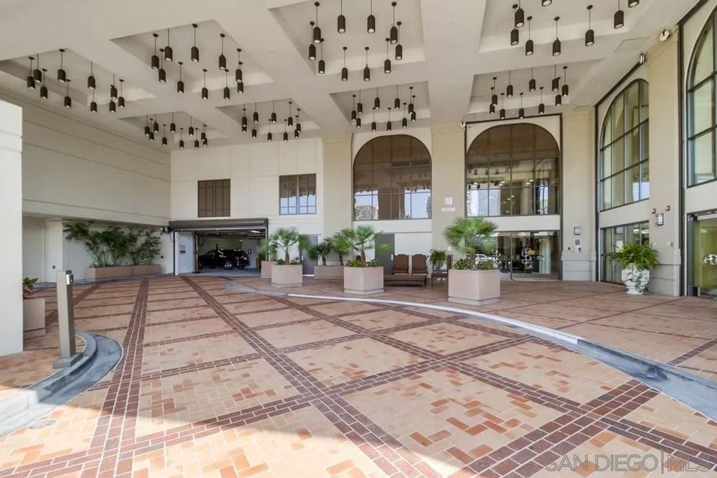 Photo of 700 W E St #1602, San Diego, CA 92101 (MLS # 260004323)