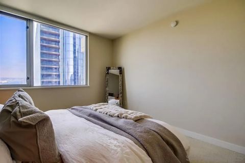 Tiny photo for 700 W E St #1602, San Diego, CA 92101 (MLS # 260004323)