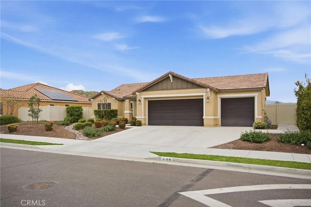 Photo of 695 Qeweewish Avenue, San Jacinto, CA 92582 (MLS # IV26054428)