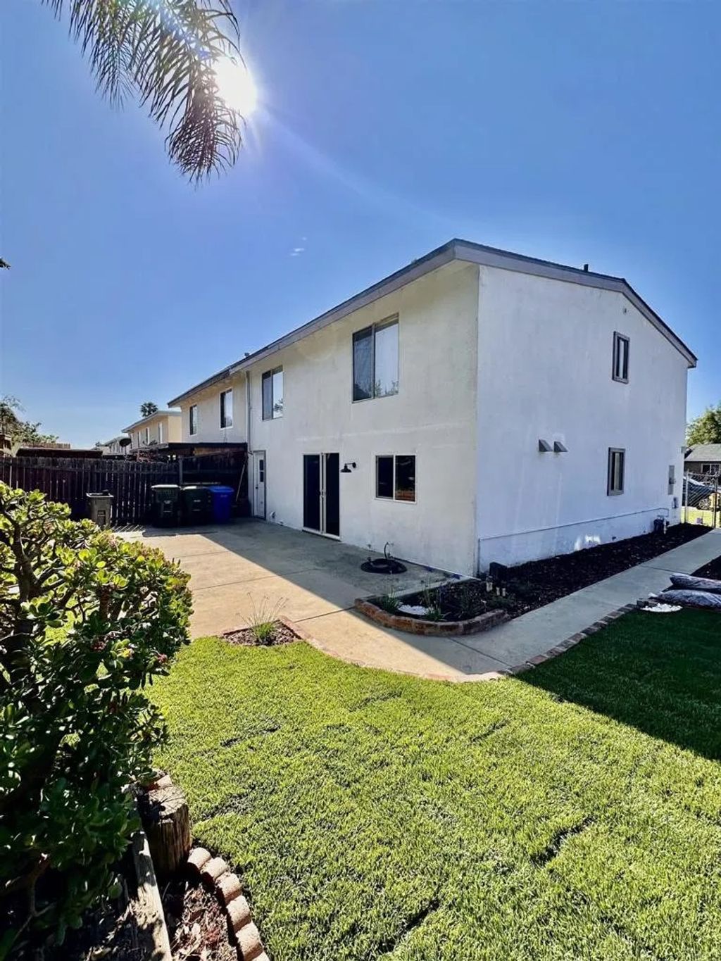 Photo of 921 Lemon Avenue, Vista, CA 92084 (MLS # NDP2600634)