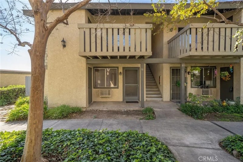960 E Bonita Avenue 91