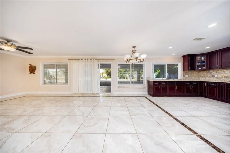 1701 Summer Lawn Way