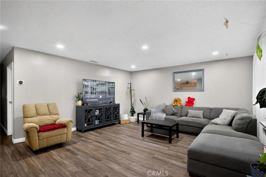 Photo of 2588 Byron St, Highlands, CA 92346 (MLS # CV26000565)