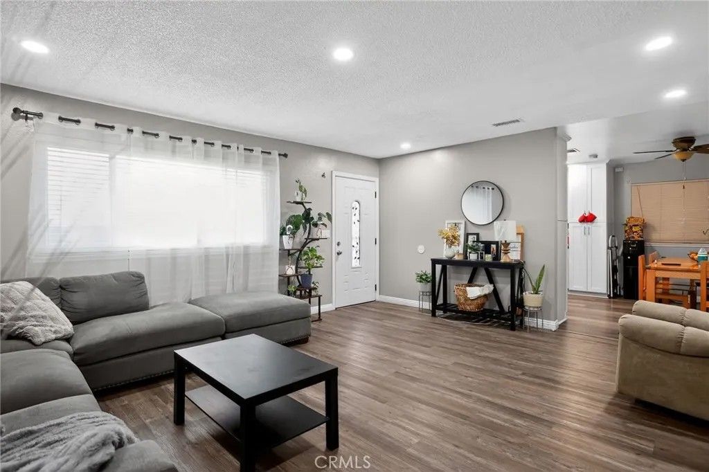 Photo of 2588 Byron St, Highlands, CA 92346 (MLS # CV26000565)