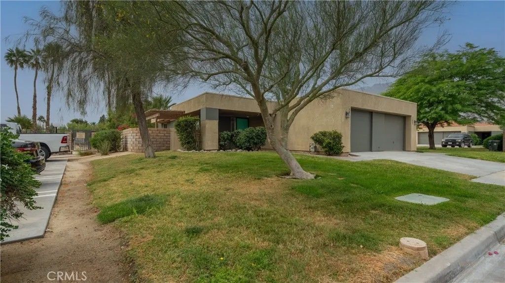 Photo of 1457 Sunflower Circle, Palm Springs, CA 92262 (MLS # TR26044298)