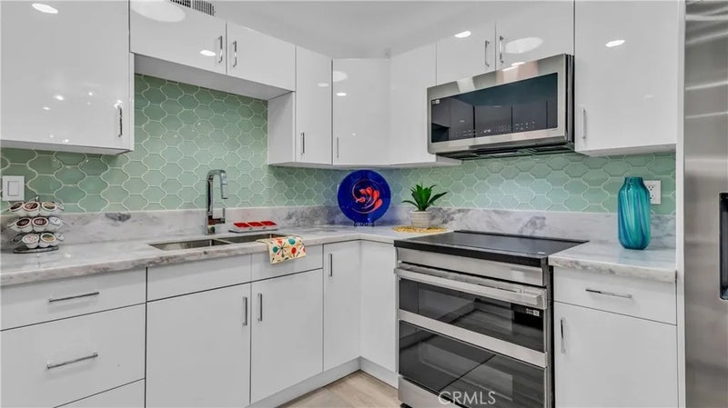 1457 Sunflower Circle North
