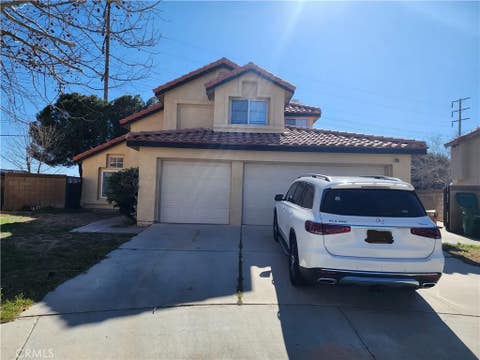 Photo of 1846 E Milling ST, Lancaster, CA 93535 (MLS # CV26165101)